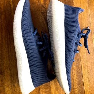 AllBirds - Merino Wool Runners - Navy